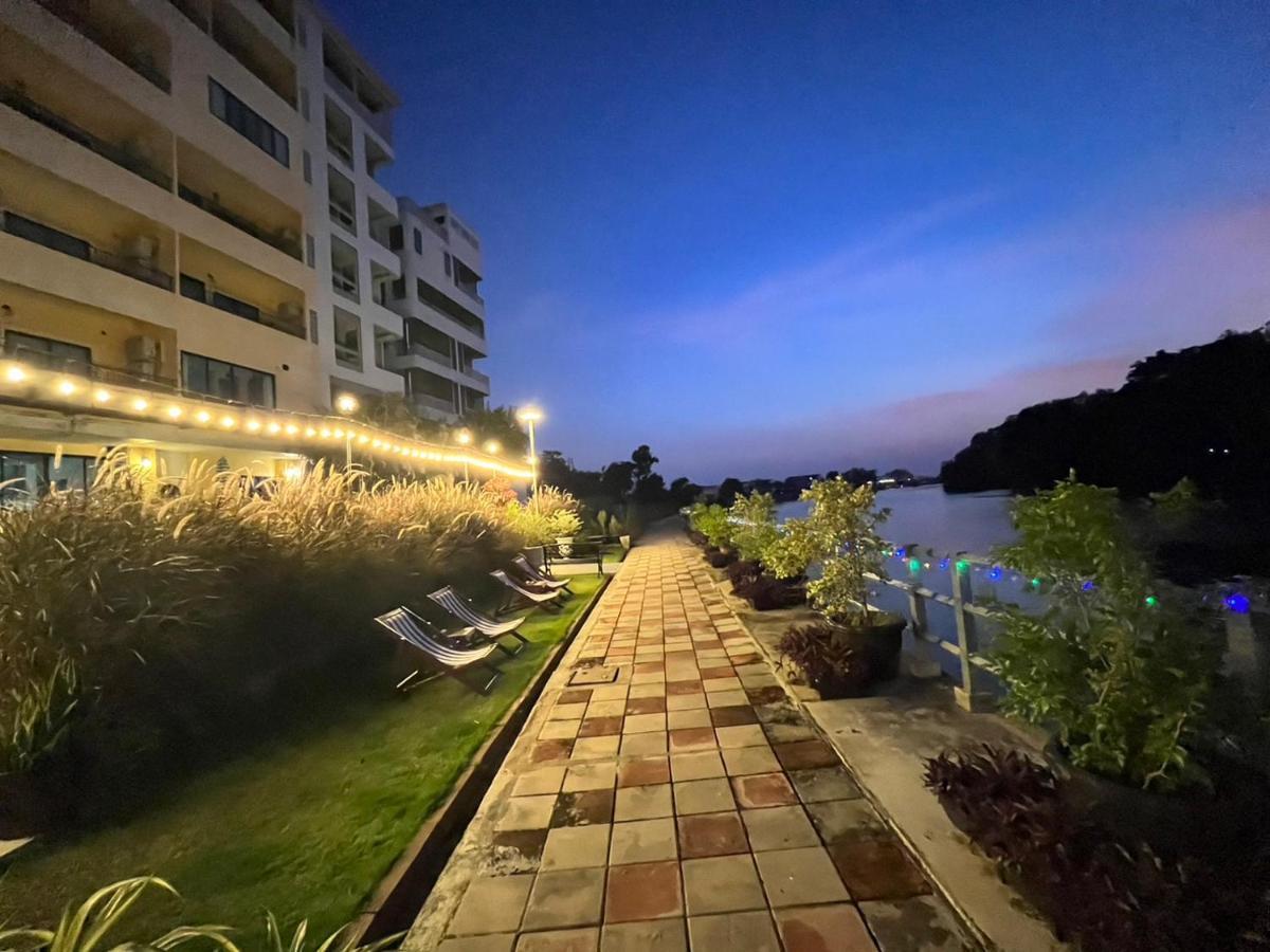 Usabai Riverside Boutique Hotel Chanthaburi Exterior photo