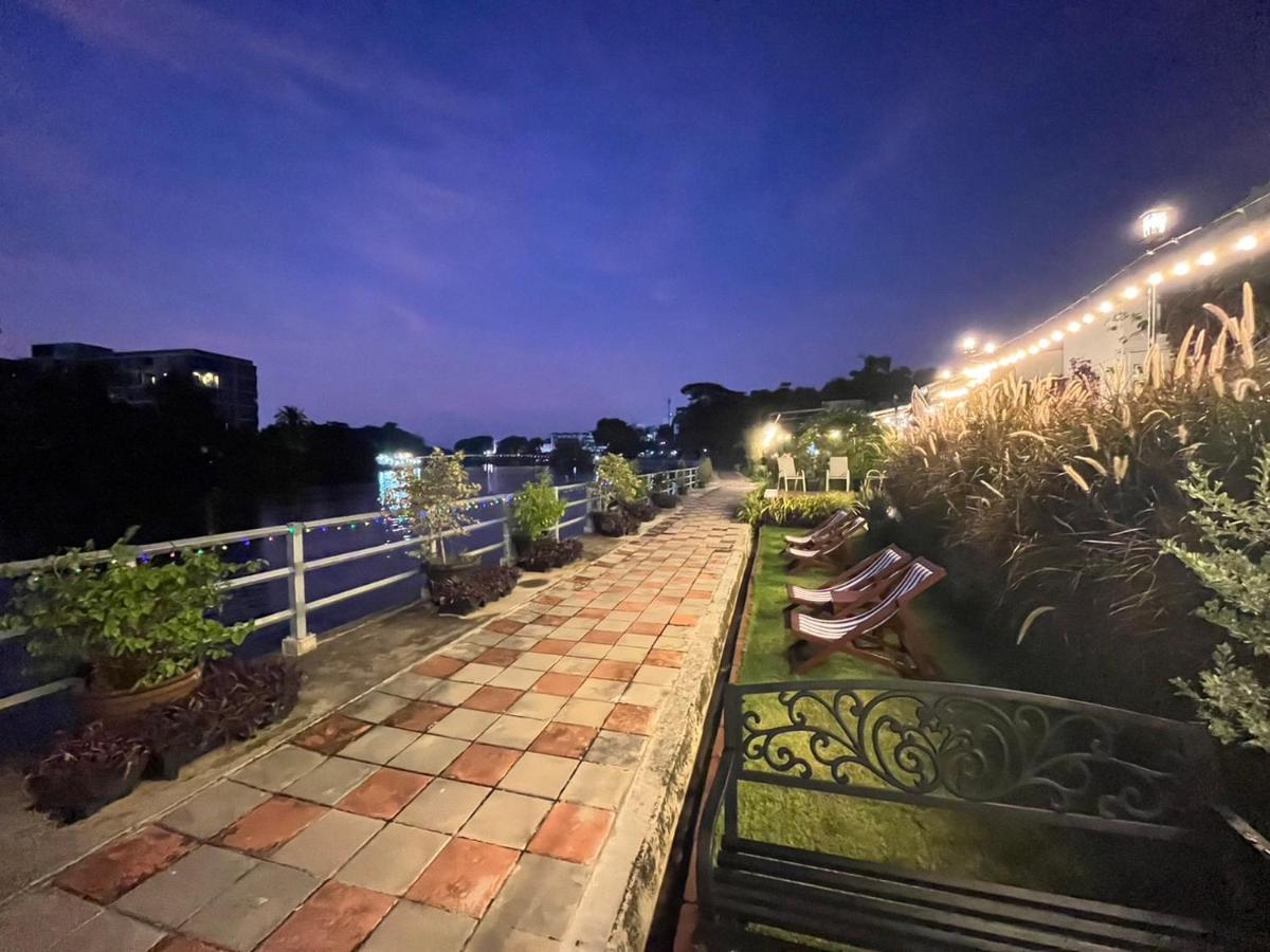 Usabai Riverside Boutique Hotel Chanthaburi Exterior photo